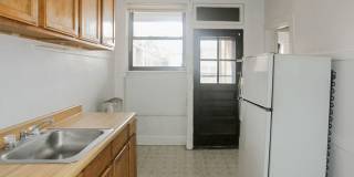 4844 N. Rockwell Apt. Gallery 3
