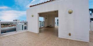 3131 NE 188th St Gallery 78