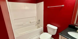 160 North Wall Street Gallery 14