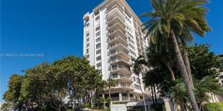 1021 Hillsboro Mile Gallery 1