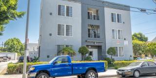 1142 West 17th Street Gallery 1