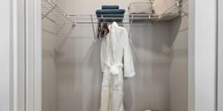 Magnolia at Powell Gallery 10