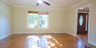 MOVE-IN SPECIAL: Get TWO WEEKS FREE off your first full month’s rent! - Near Methodist University Gallery 6