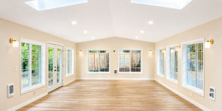 Beautifully Remodeled Home in Prime Kirkland Location | Designer Finishes | Spacious Layout | Top-Rated Schools Beautifully Remodeled Home in Prime Kirkland Location | Designer Finishes | Spacious Layout | Top-Rated Schools Gallery 1
