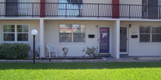 Charming 2 Bedroom 1.5 Bath Condo Gallery 1