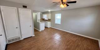 2-Bed, 1-Bath Apartment with Garage Parking! Gallery 4