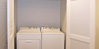 Promenade at Founders Square Gallery 9