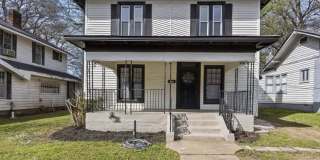 Charming 3 Bed, 2 Bath Midtown Home with Huge Fenced Backyard! Charming 3 Bed, 2 Bath Midtown Home with Huge Fenced Backyard! Gallery 1