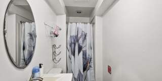 807 HOUSTON Avenue Gallery 8