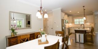 595 E L Ives Drive Gallery 21