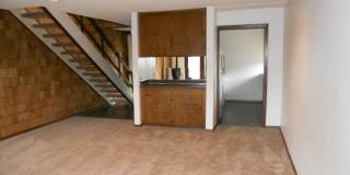 Spacious 2 bedroom 1 bath 1192 sq ft. Gallery 10