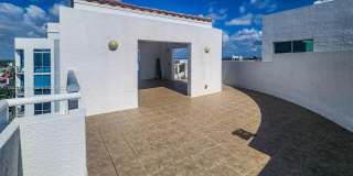 3131 NE 188th St Gallery 32