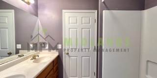 3425 Manor Avenue Gallery 29
