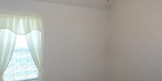 4 BEDROOM, CONVENIENT LOCATION Gallery 9