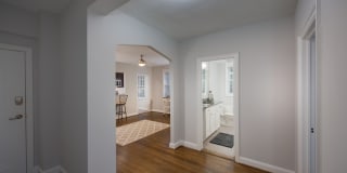 The Metropolitan Gallery 18