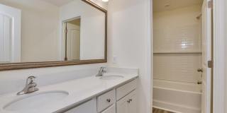 323 Suncrest Court Gallery 26