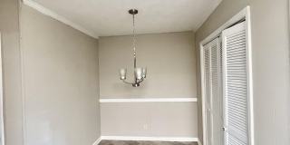 300 Springdale Drive Gallery 4