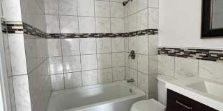 2430 CARPENTER STREET Gallery 17