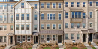 1035 INFERNO Terrace SE Gallery 1