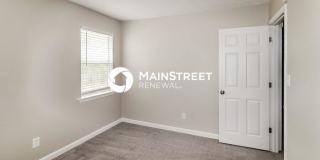 329 Lakeshore Drive Gallery 9