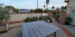 Entire residential home hosted by 3M1S | HOME Gallery 60