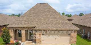 1870 Oakwood Dr. Gallery 1