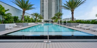 10X Las Olas Walk 10X Las Olas Walk Gallery 4