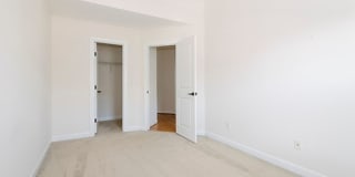 Gorgeous 3 Bedroom 2.5 Bathroom Townhome- Located in Stone Creek Village, Cary! Available August 14th! Gallery 22