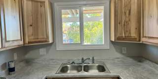 Refurbished Townhome Gallery 4