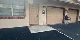 1984 SW 28th Lane Gallery 1