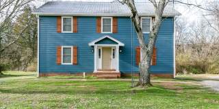 Renovated 2 Bed/1.5 Bath Duplex in Columbia, TN! Gallery 1