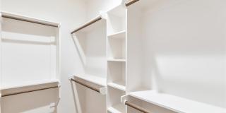 7949 SAWDUST Gallery 27