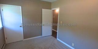 7373 Westfield Boulevard Gallery 8