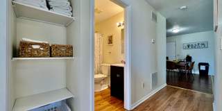 3 Bedroom 1 Bathroom Attached House Gallery 16