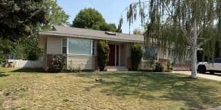 3 Bedroom Montlake Rambler Gallery 1