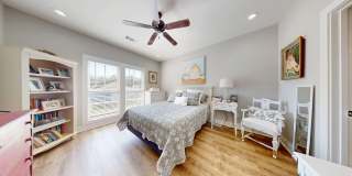 Fox Run Village Gallery 23