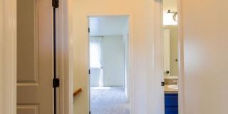 Beautiful 3 bed/2.5 bath single family home w/attached 2 car garage Gallery 37