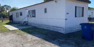 7877 Suncoast Drive Gallery 1