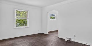 $1250 2 bedroom Gallery 6
