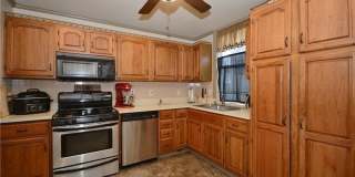 GORGEOUS 4 BEDROOM HOME IN THE HEART OF BEECHVIEW! Gallery 10