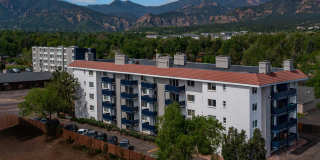 Kalo Broadmoor Tower Gallery 15