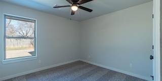 1521 Cruce Street Gallery 27