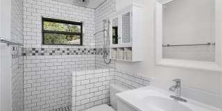 2225 SW Creekside Drive Gallery 15