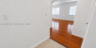7407 Byron Ave Gallery 12