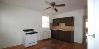 5424 Rhodes Avenue Gallery 5