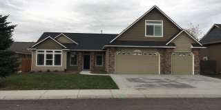 4bed, 3bath, 2,454sq.ft. hom in Kuna Gallery 13
