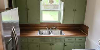 1123 East Blackford Avenue Gallery 5