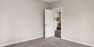 2 bedroom | 1 bathroom | Remodeled | Quiet street | Pets welcome! Gallery 11