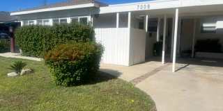 Charming Winnetka Studio (ADU)! Laundry In Unit! Gallery 1