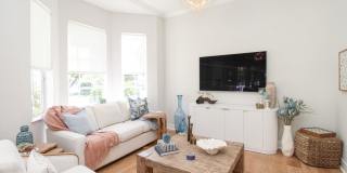 ****DOWNTOWN NAPLES*** SEASONAL***BEAUTIFUL VILLAS NAPOLI****NOW AVAILABLE*** Gallery 17